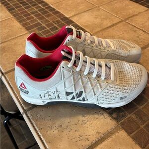 Men’s Reebok nano 4’s
Size 10.5